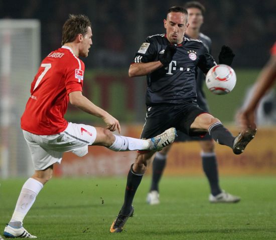 容协调方面 容协调方面